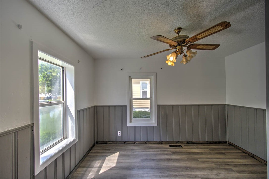 2444 North Street Property Photo 12