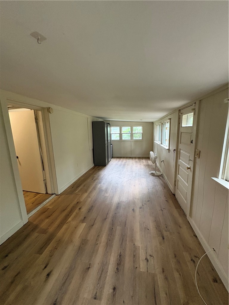 1126 N University Avenue Property Photo 6