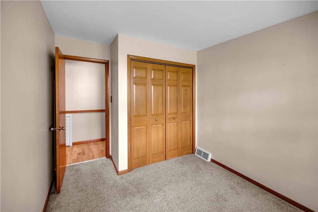1350 W Rock Springs Road Property Photo 20