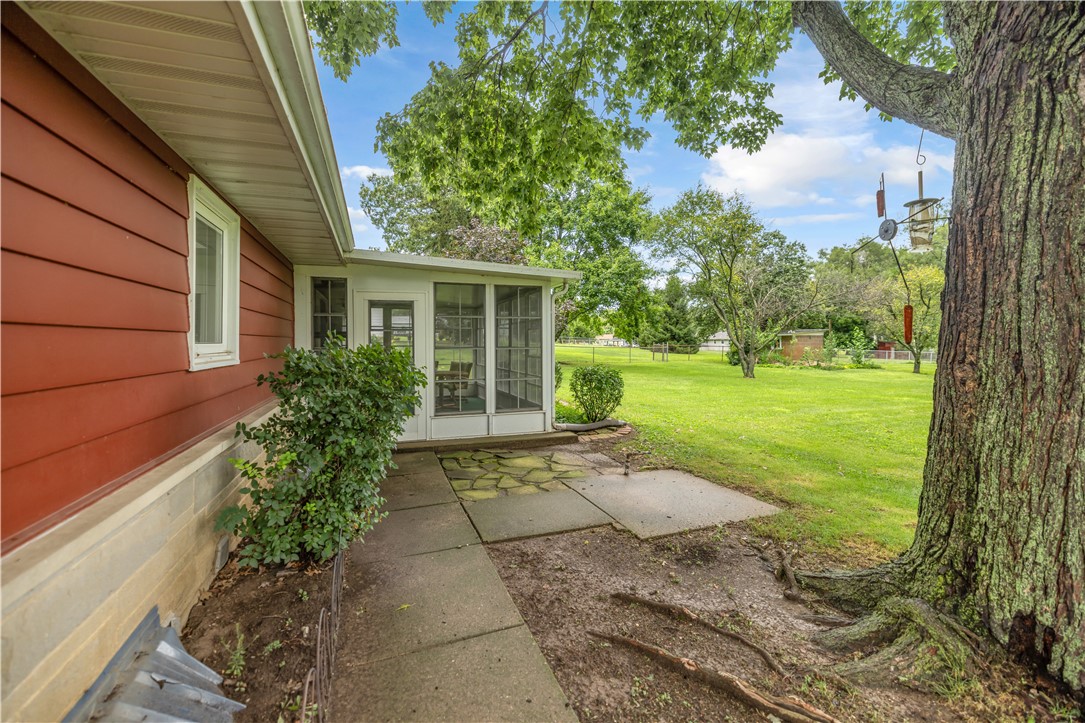 1350 W Rock Springs Road Property Photo 28