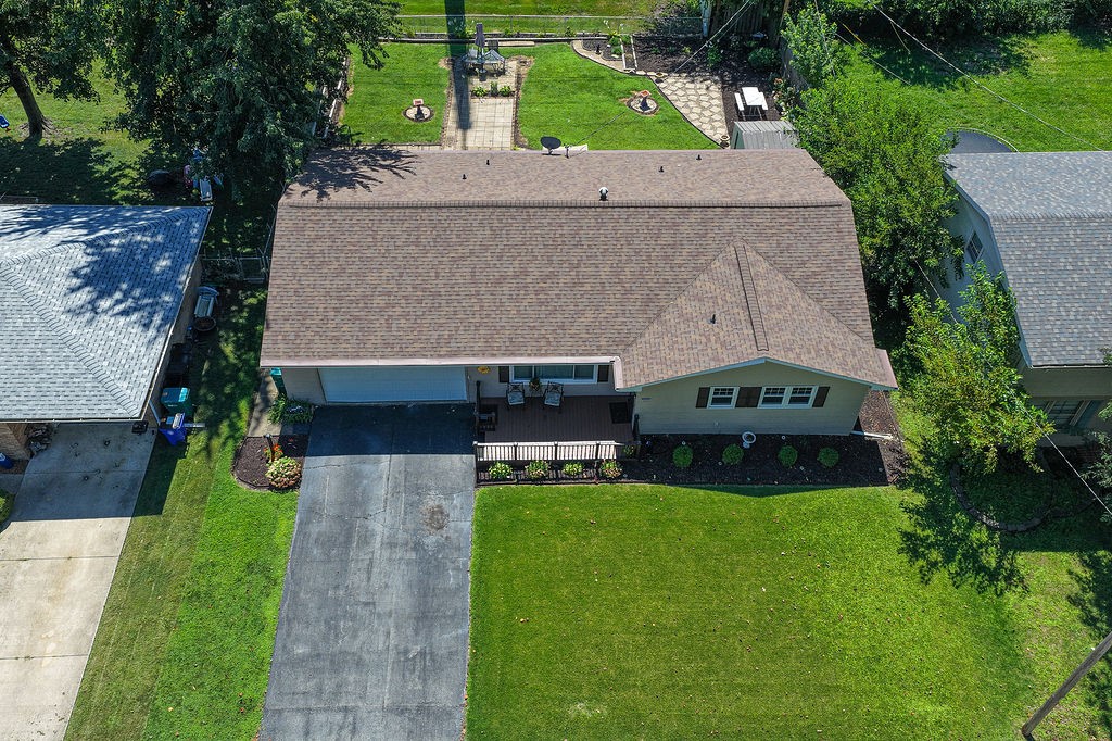 533 Buckingham Drive Property Photo 4