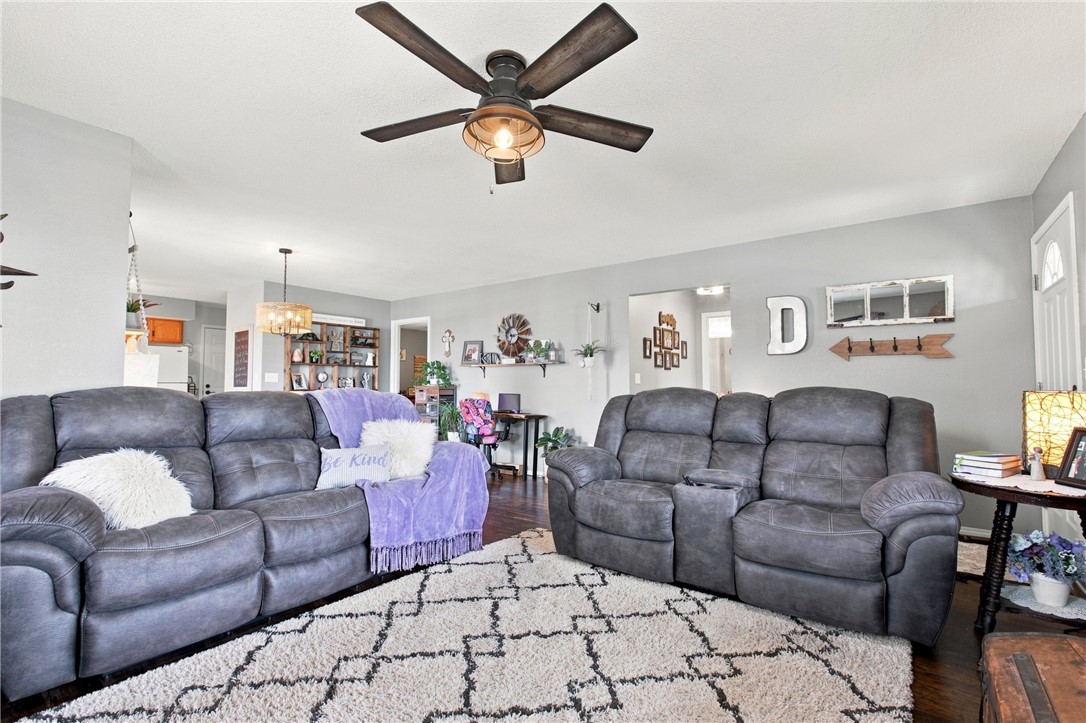 509 E Saint Louis Avenue Property Photo 12