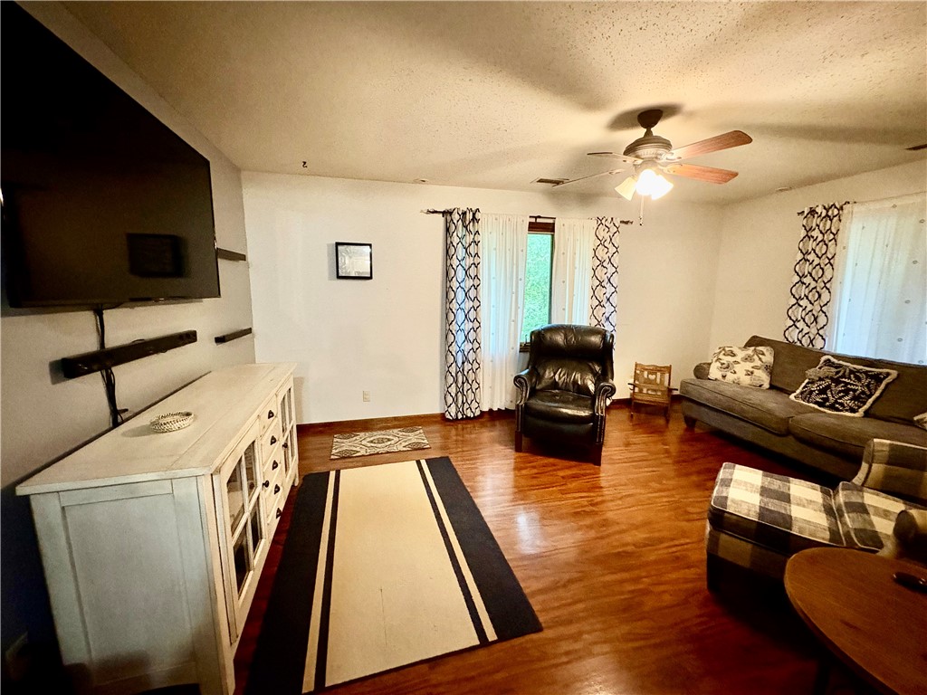 112 W Wayne Drive Property Photo 22