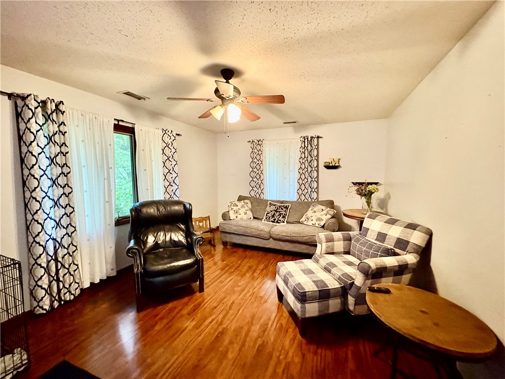 112 W Wayne Drive Property Photo 23