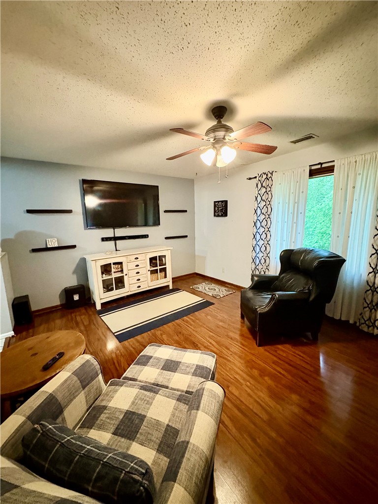 112 W Wayne Drive Property Photo 24