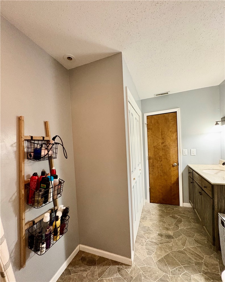 112 W Wayne Drive Property Photo 32