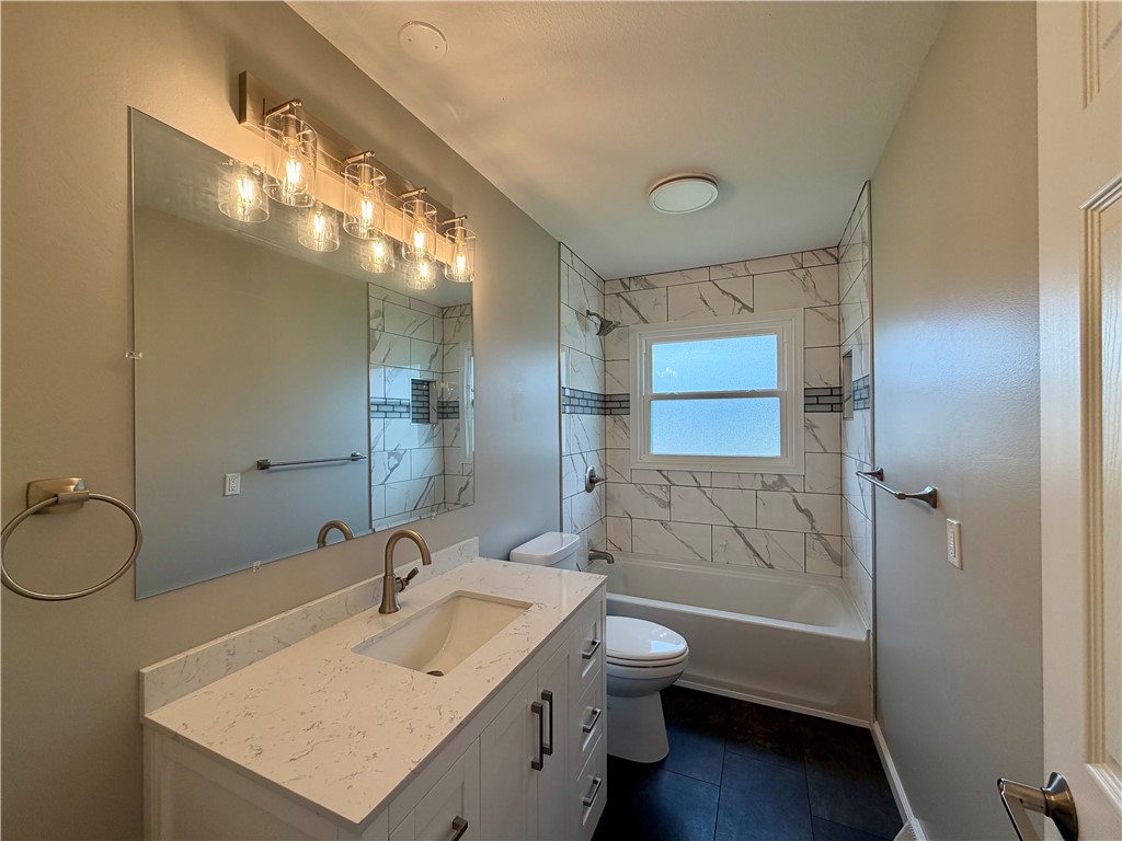 1104 N 30th Street Property Photo 8