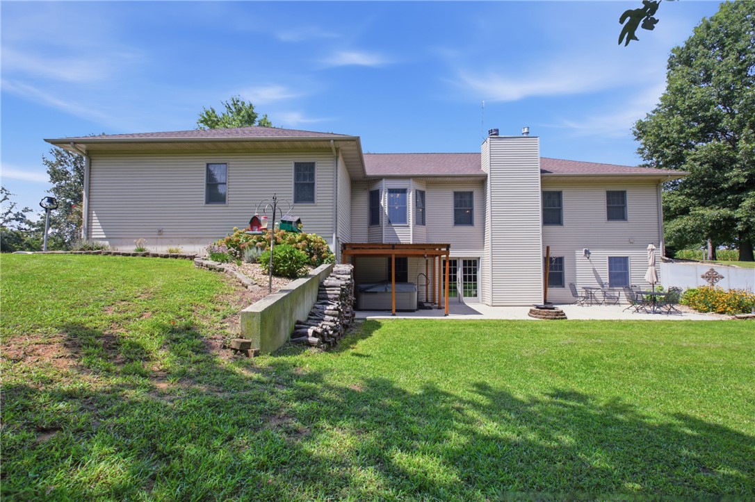 20410 500th Street Property Photo 2