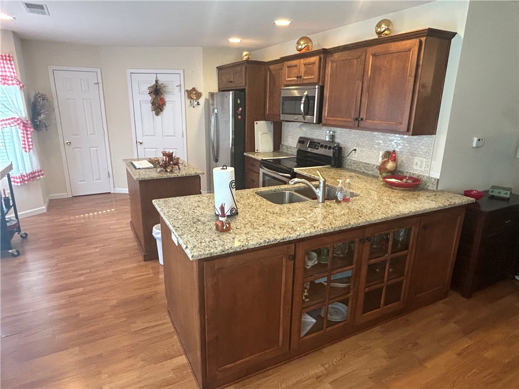 555 Scovill Court Property Photo 7