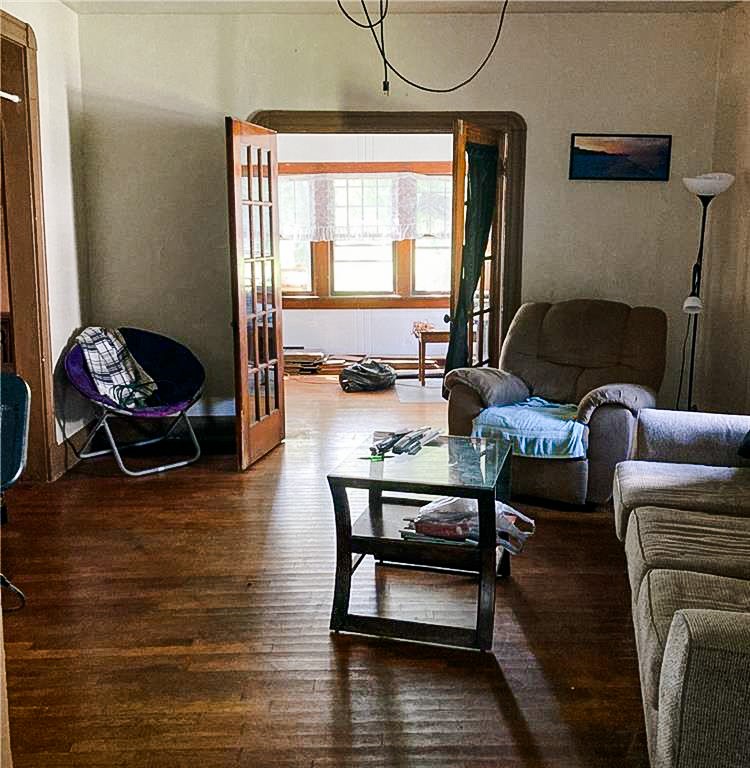 1004 Champaign Avenue Property Photo 3
