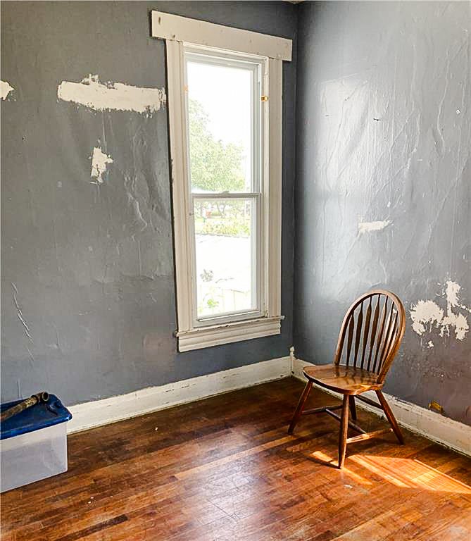 1004 Champaign Avenue Property Photo 7