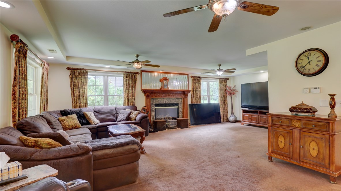 2266 Baker Lane Property Photo 12