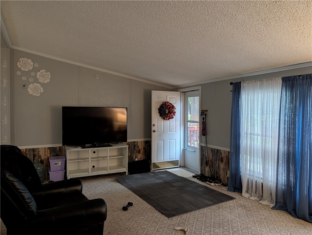 304 E South Street Property Photo 10