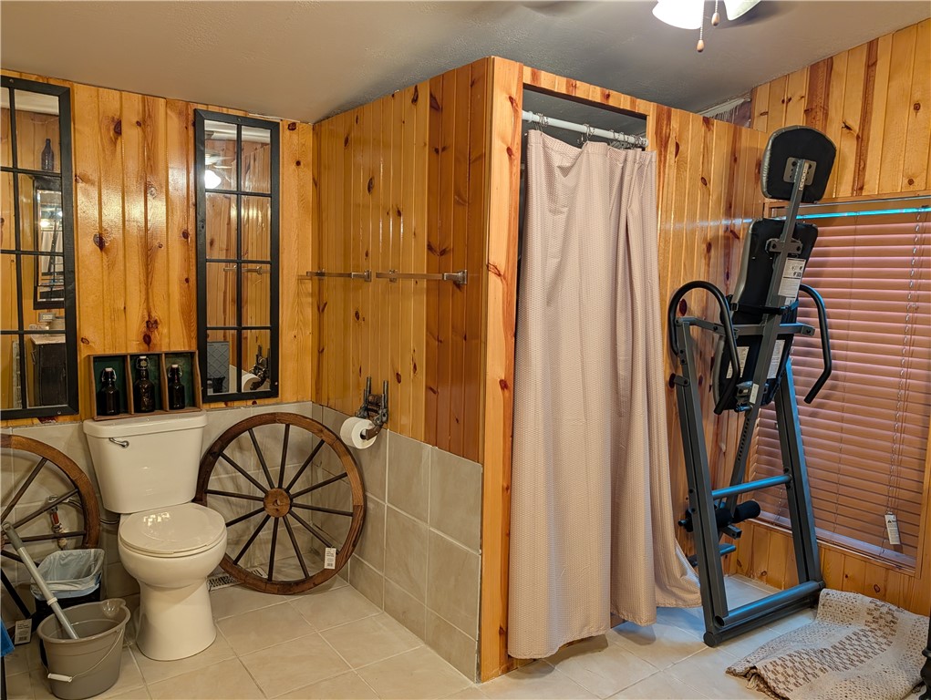 304 E South Street Property Photo 18