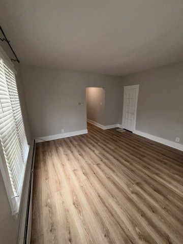 114 E Lincoln Street Property Photo 4
