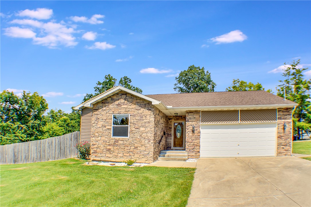 303 Tyler Avenue Property Photo 2