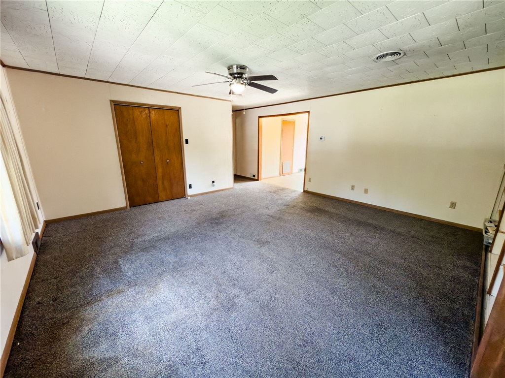 316 W Blackburn Street Property Photo 14