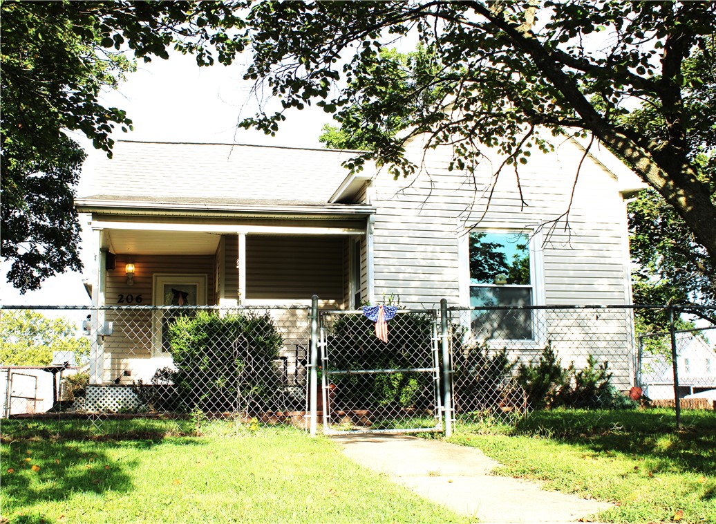 206 N Washington Street Property Photo 27