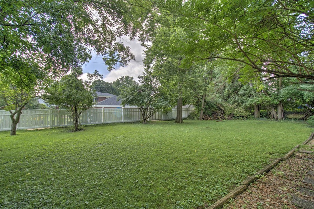 1811 Main Street Property Photo 31