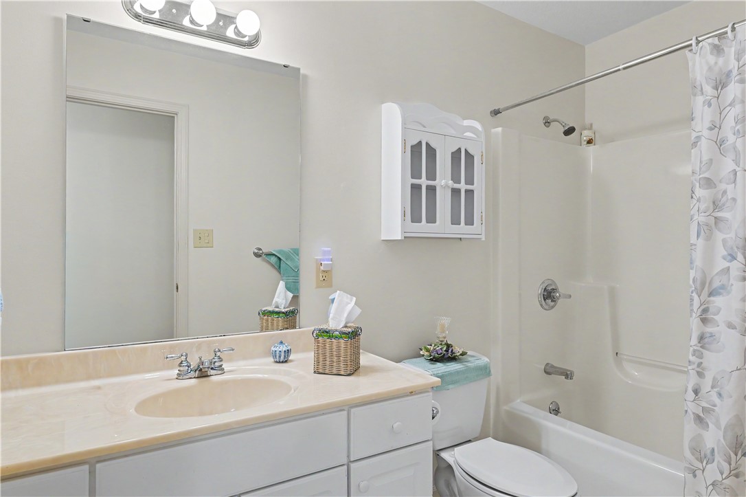 26 Crystal Lane Property Photo 30