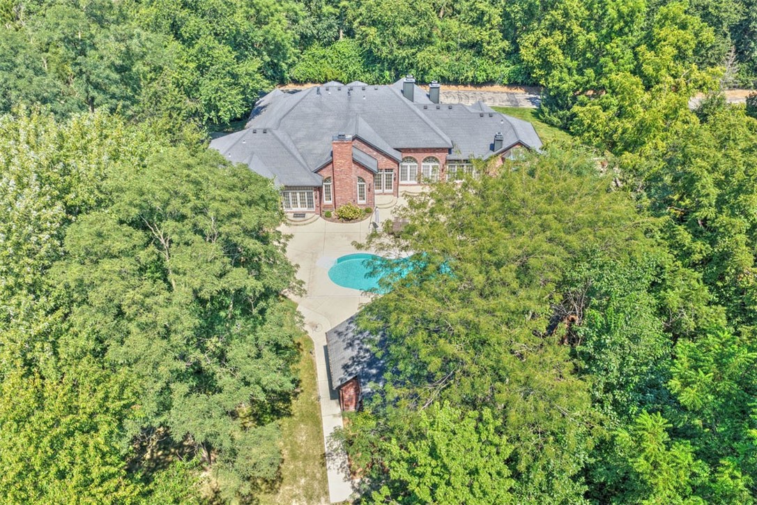 4290 South Lake Court Property Photo 4