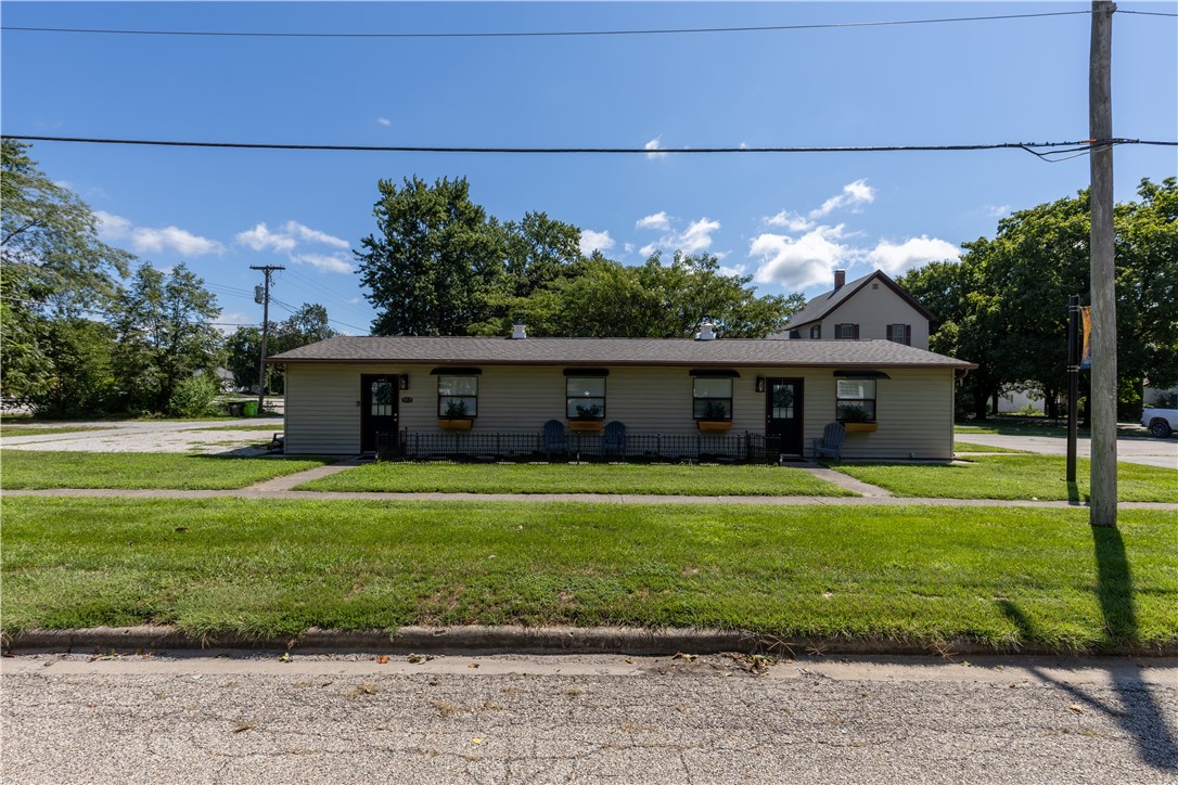 105 Warren Street Property Photo 1