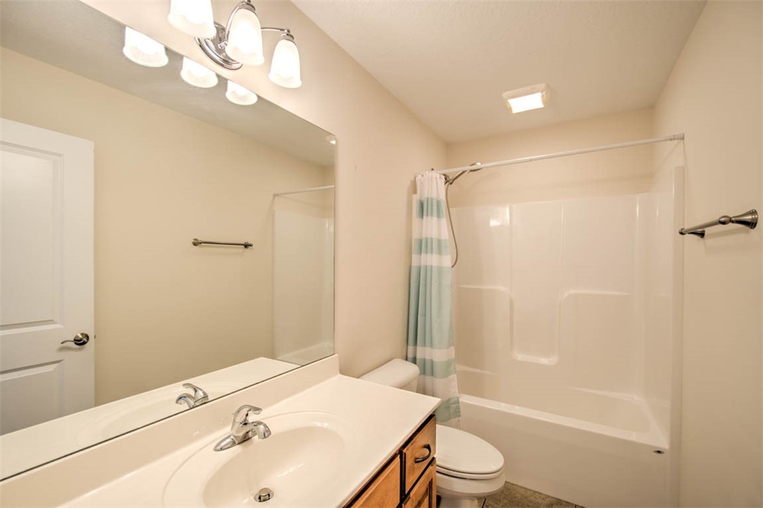 665 Pearl Court Property Photo 21