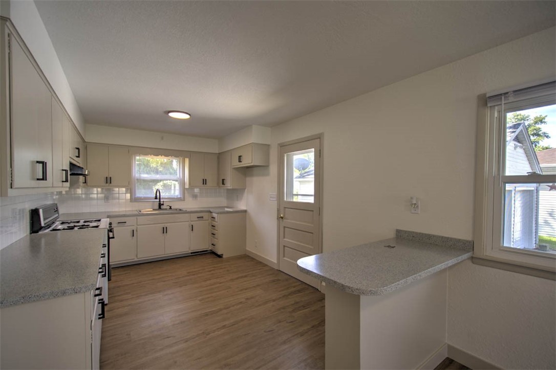 1715 Ravina Park Road Property Photo 14