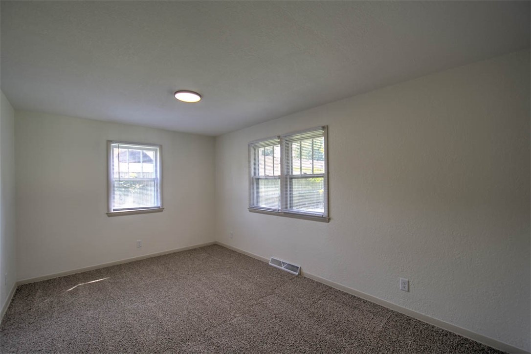 1715 Ravina Park Road Property Photo 17