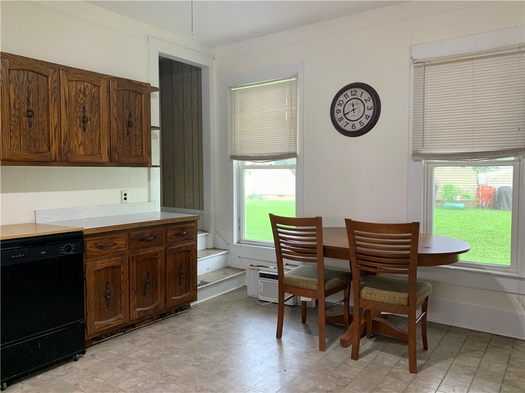 223 W Montgomery Street Property Photo 5