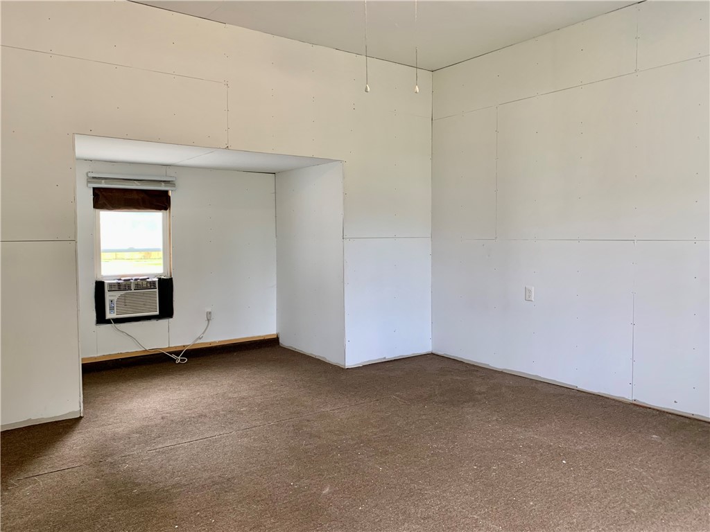 223 W Montgomery Street Property Photo 8