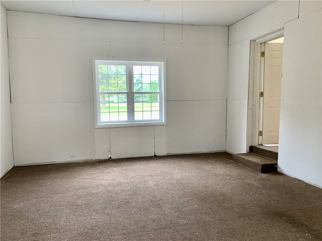 223 W Montgomery Street Property Photo 9