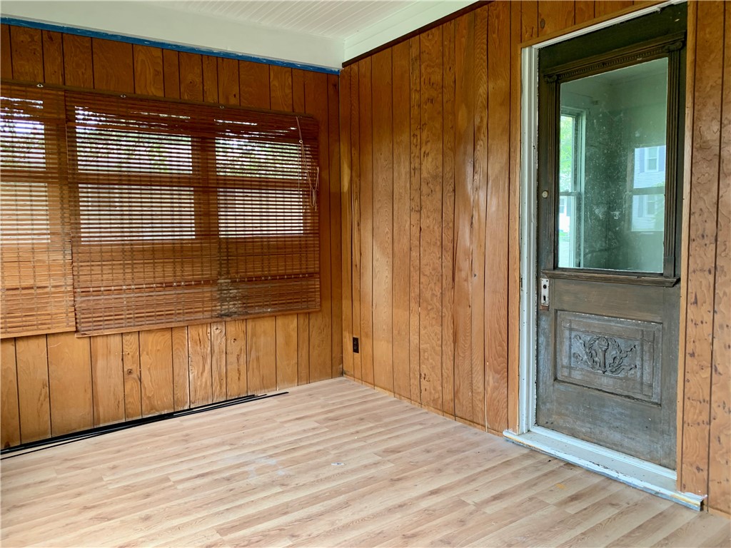 223 W Montgomery Street Property Photo 21