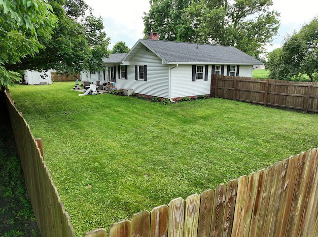 606 Adams Street Property Photo 7