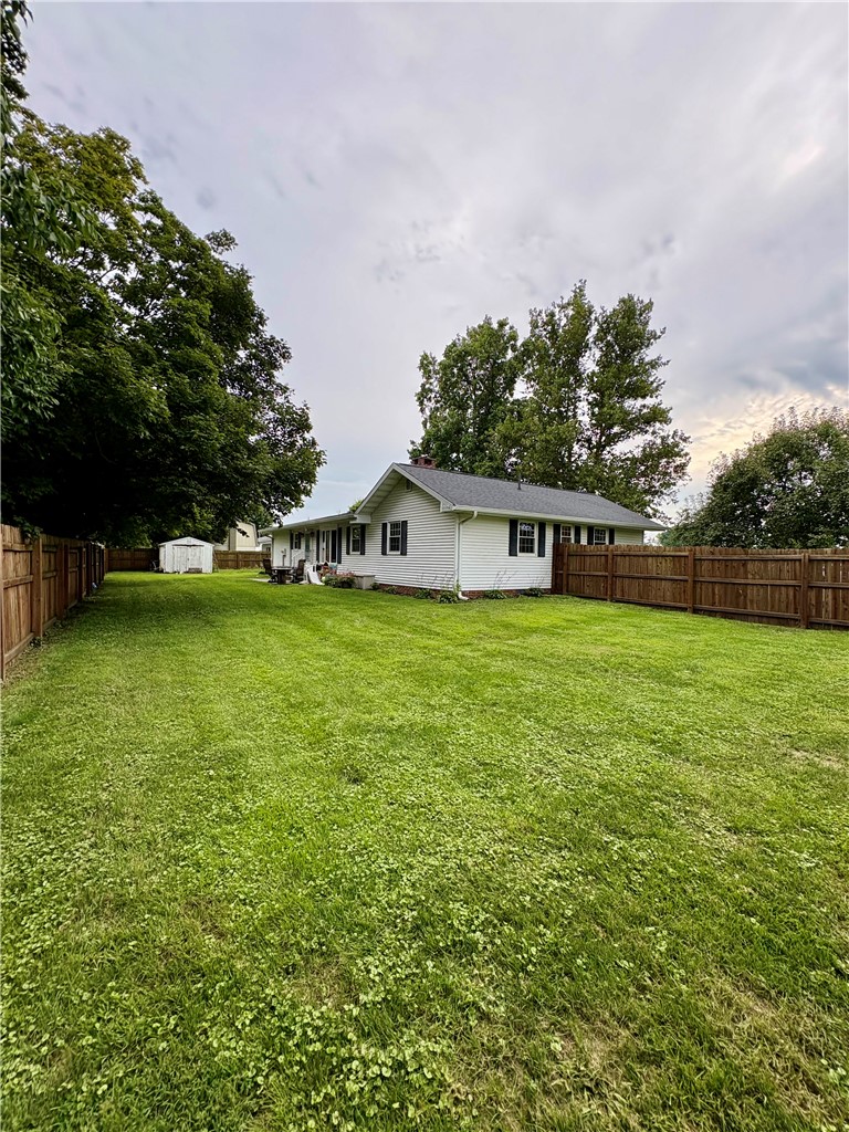 606 Adams Street Property Photo 8