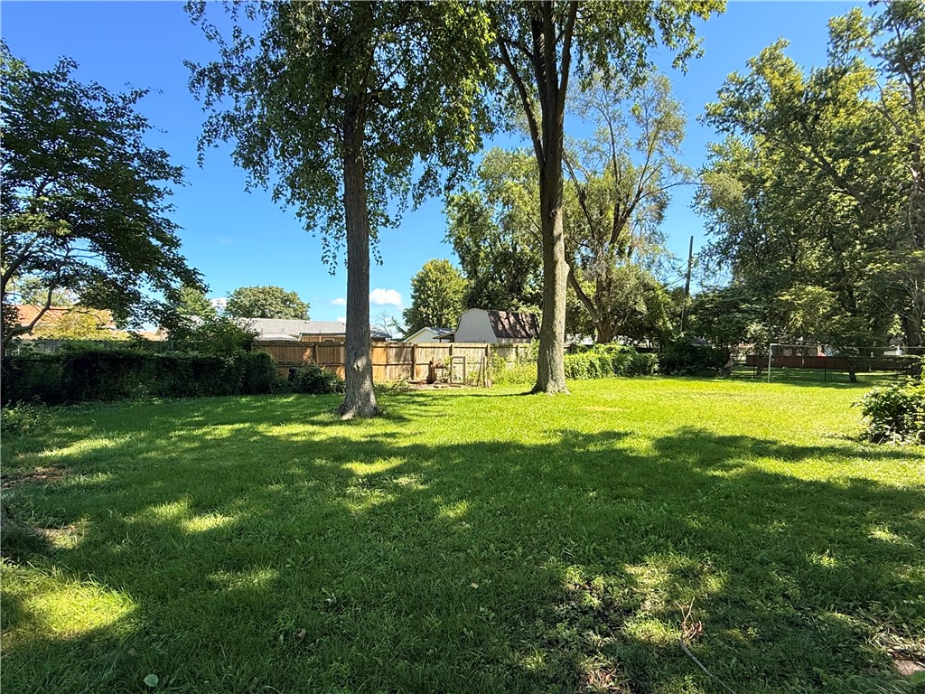 13 Iola Court Property Photo 3