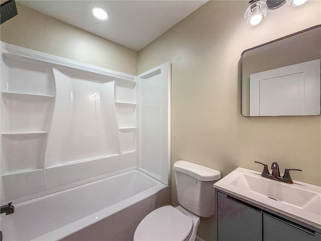 118 Bower Street Property Photo 31