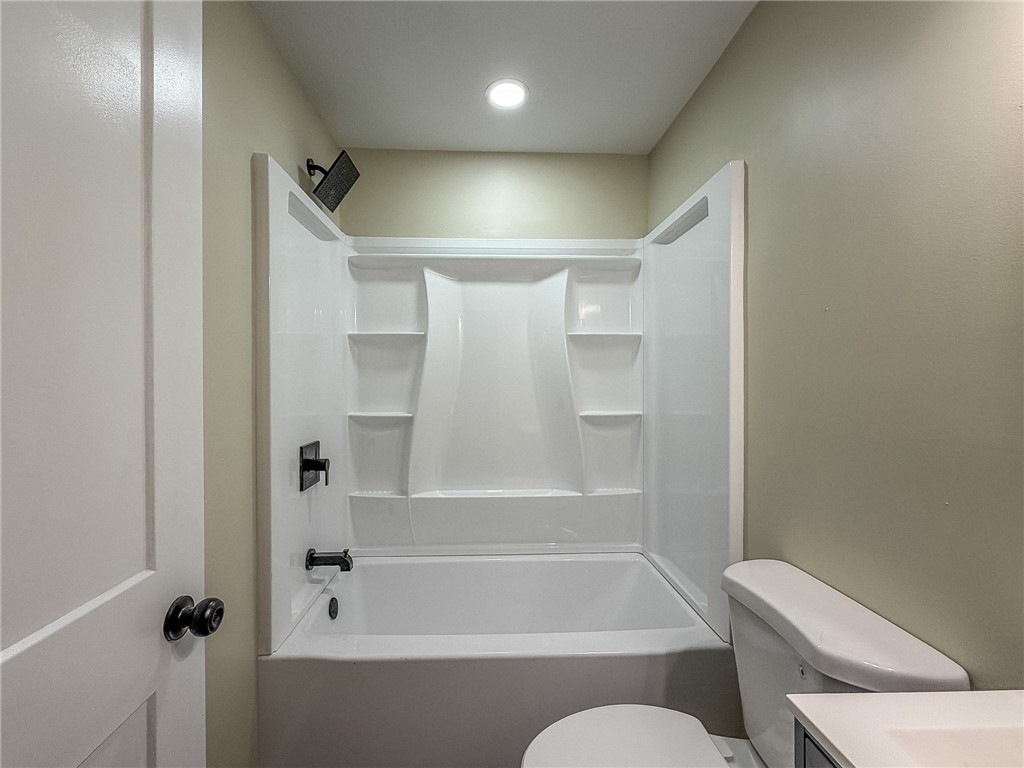 118 Bower Street Property Photo 32