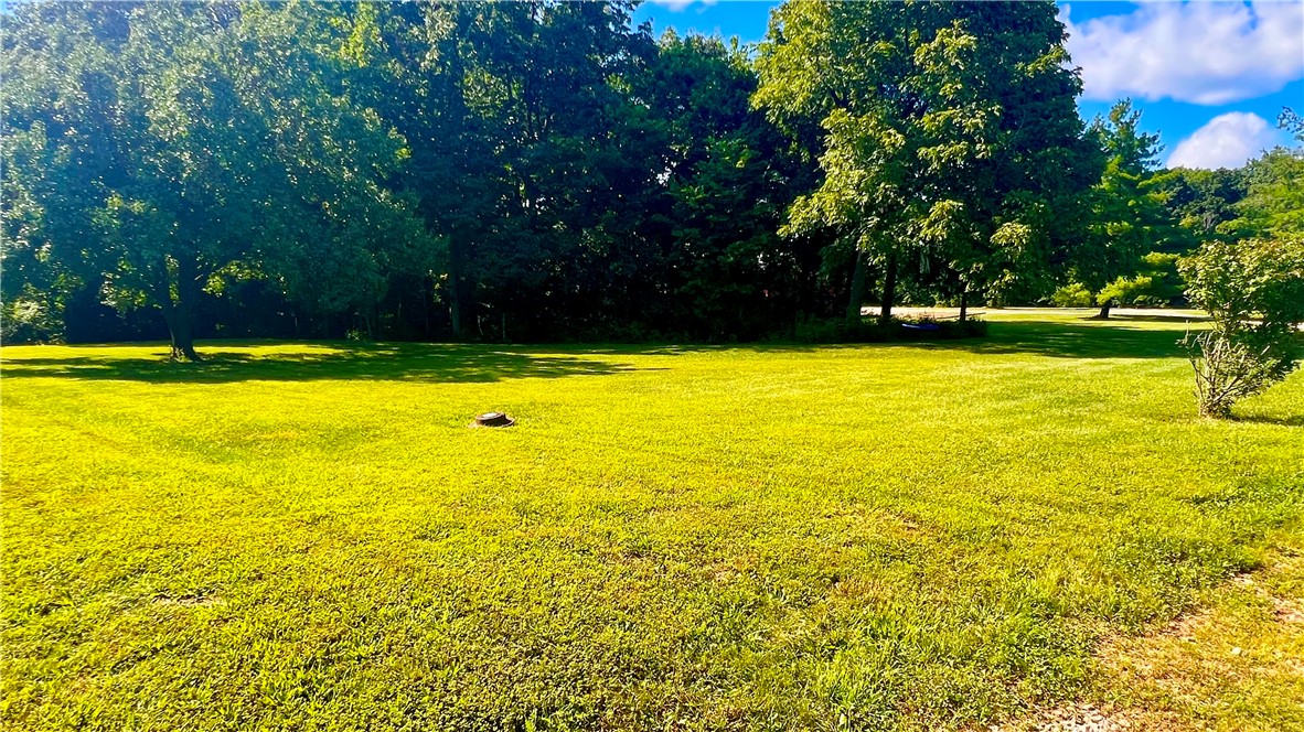 2439 E 1500 North Road Property Photo 5