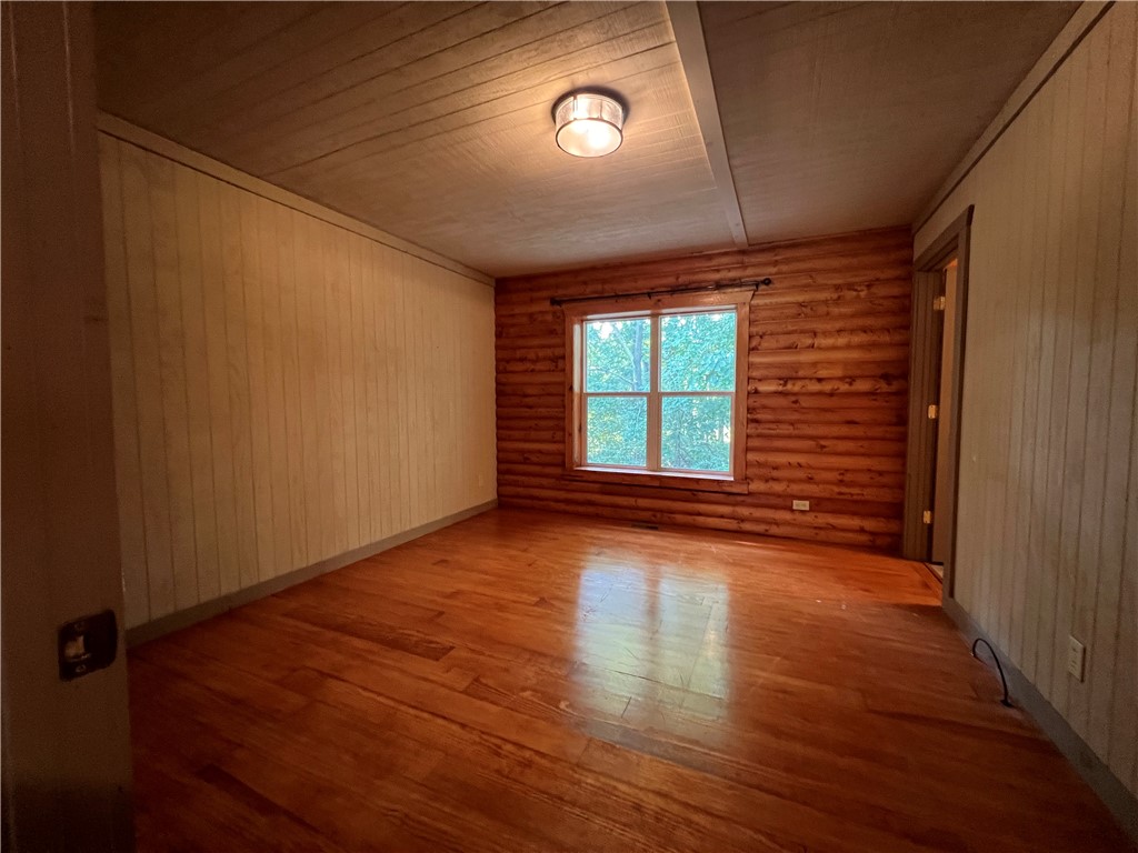 2439 E 1500 North Road Property Photo 23