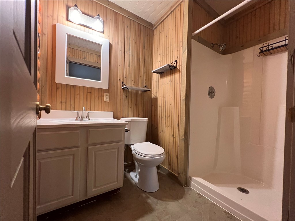 2439 E 1500 North Road Property Photo 25