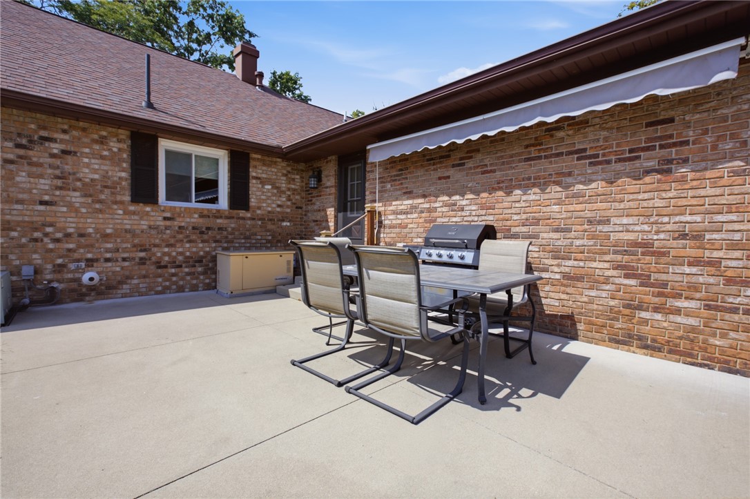 4114 Lake Road Property Photo 6