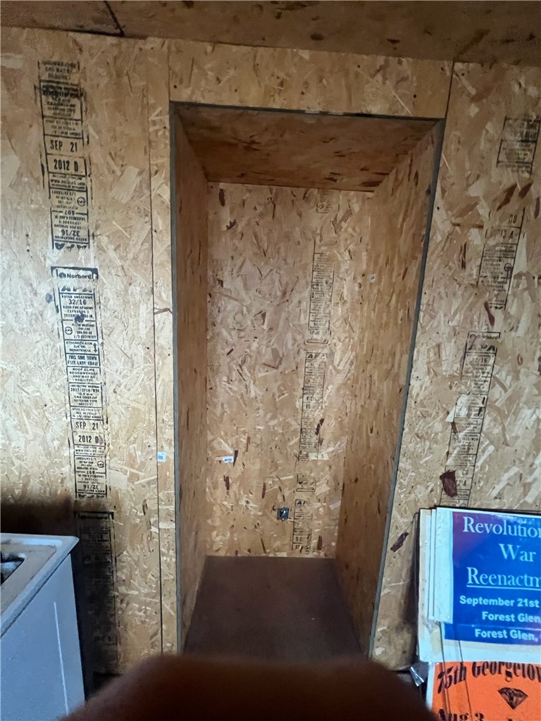 605 N Main Street Property Photo 9