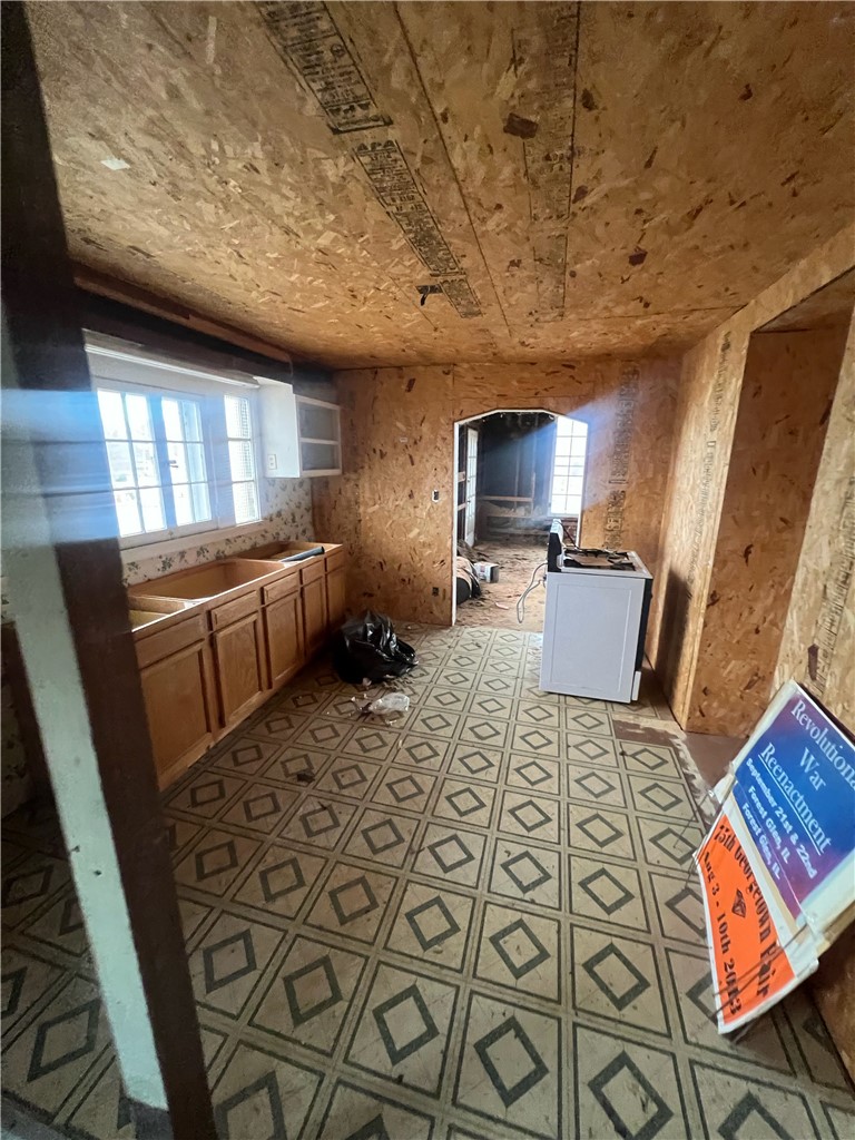 605 N Main Street Property Photo 13