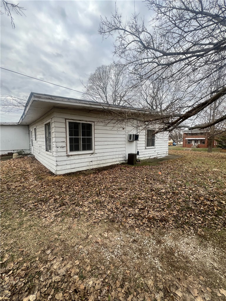 605 N Main Street Property Photo 22
