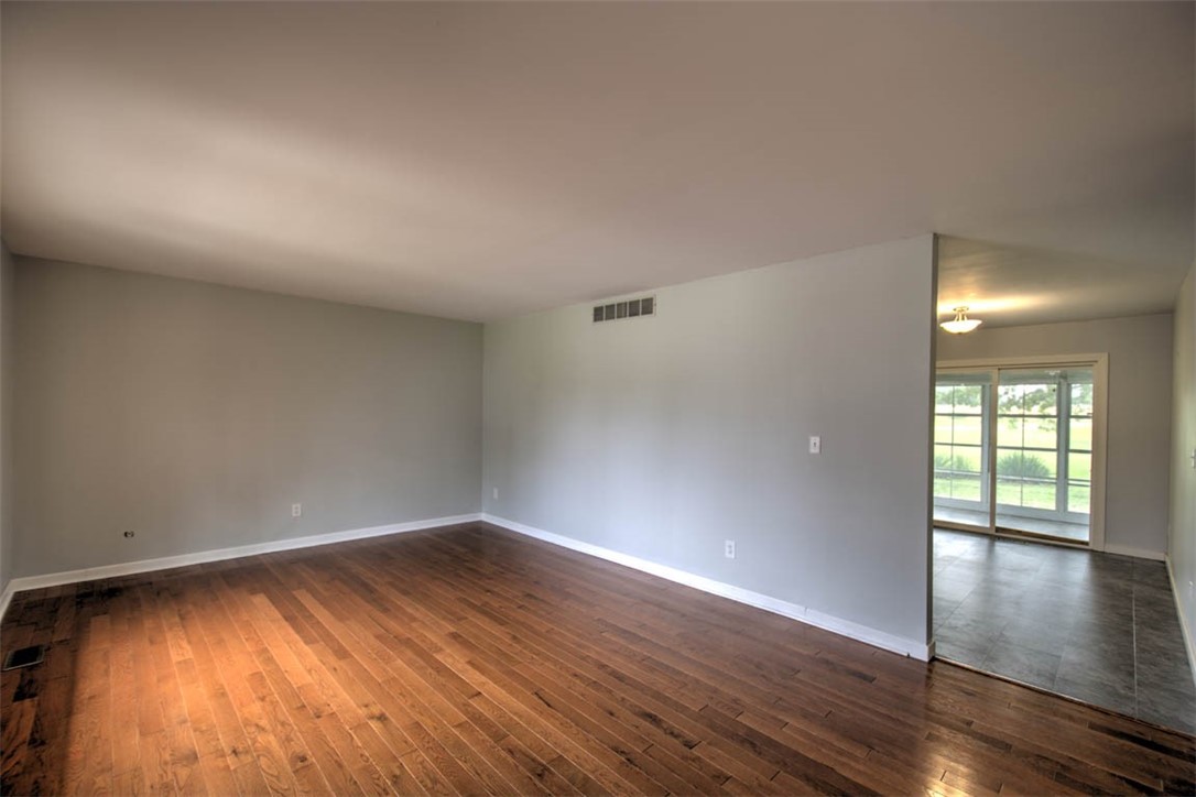 2775 Essex Place Property Photo 10