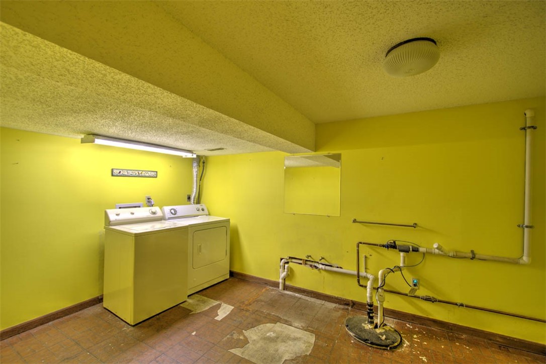2775 Essex Place Property Photo 34