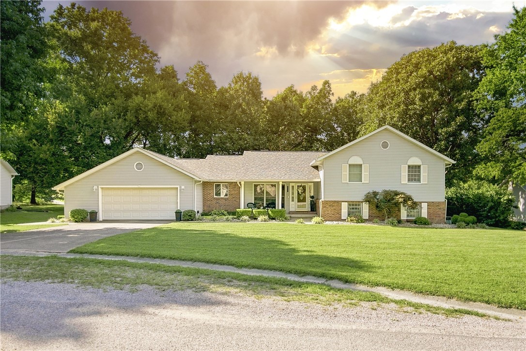 8751 N Cumberland Drive Property Photo 1