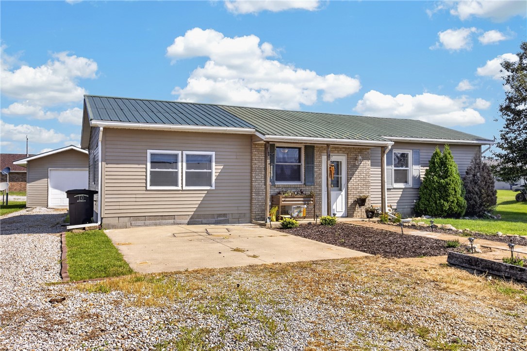 426 E Section Street Property Photo 1