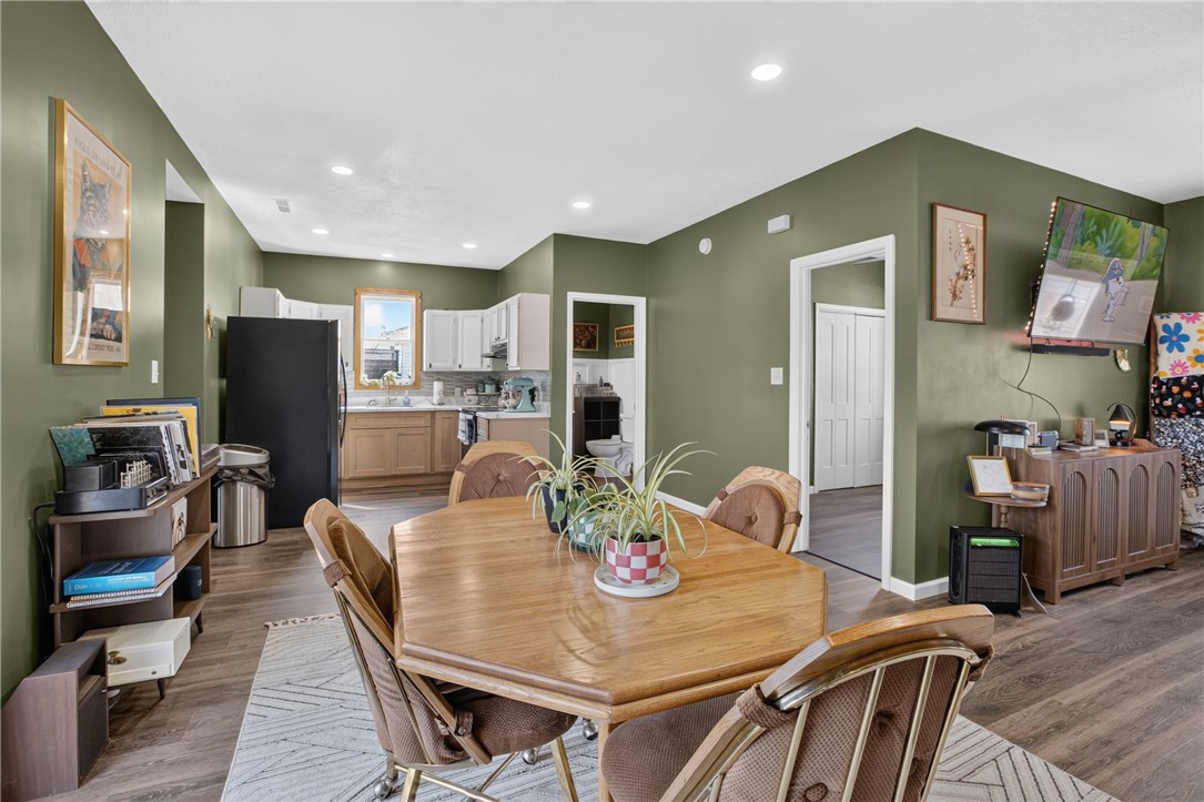 426 E Section Street Property Photo 6
